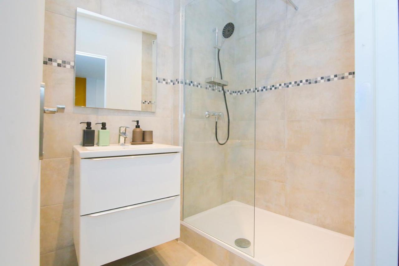 Les Poissons, T2 Hypercentre Chic Et Cosy, Wifi Par Sovalfi Apartment *